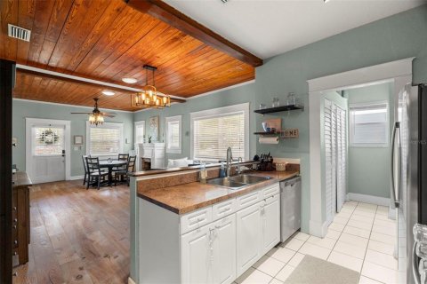 Casa en venta en Tampa, Florida, 3 dormitorios, 117.89 m2 № 1795672 - foto 14