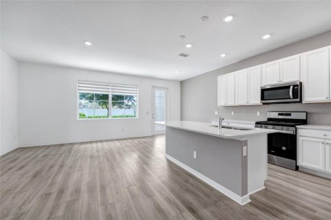 Touwnhouse à vendre à Davenport, Floride: 3 chambres, 156.26 m2 № 2148006 - photo 14