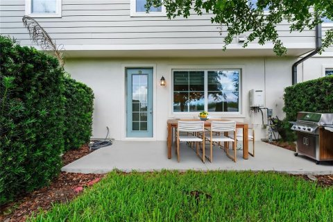 Touwnhouse à vendre à Davenport, Floride: 3 chambres, 156.26 m2 № 2148006 - photo 4