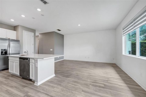 Touwnhouse à vendre à Davenport, Floride: 3 chambres, 156.26 m2 № 2148006 - photo 11