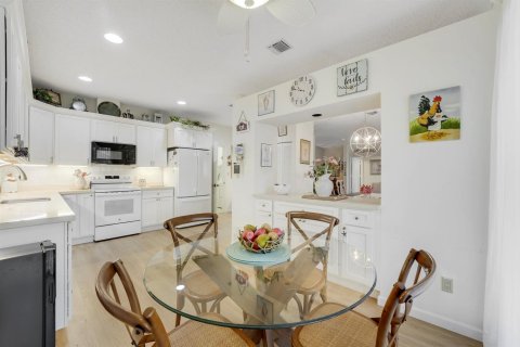 Condominio en venta en Palm Beach Gardens, Florida, 3 dormitorios, 182.83 m2 № 2254639 - foto 16