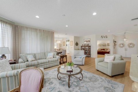 Condominio en venta en Palm Beach Gardens, Florida, 3 dormitorios, 182.83 m2 № 2254639 - foto 6
