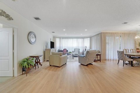 Condominio en venta en Palm Beach Gardens, Florida, 3 dormitorios, 182.83 m2 № 2254639 - foto 3