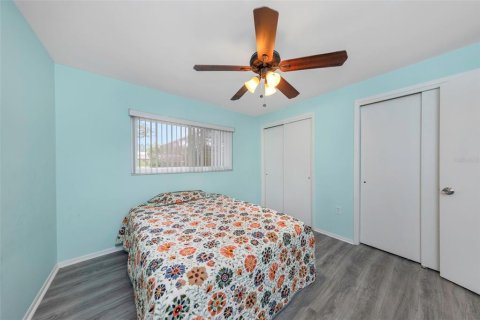 Villa ou maison à vendre à New Port Richey, Floride: 3 chambres, 144.56 m2 № 2258304 - photo 12