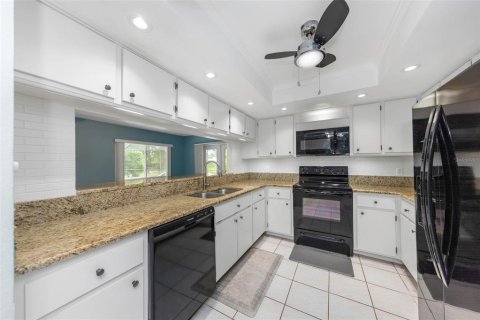 Villa ou maison à vendre à New Port Richey, Floride: 3 chambres, 144.56 m2 № 2258304 - photo 4