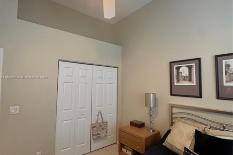 House in Delray Beach, Florida 2 bedrooms, 191.1 sq.m. № 1847766 - photo 13