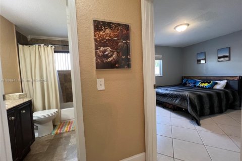 House in Sunrise, Florida 3 bedrooms, 96.99 sq.m. № 1952930 - photo 27