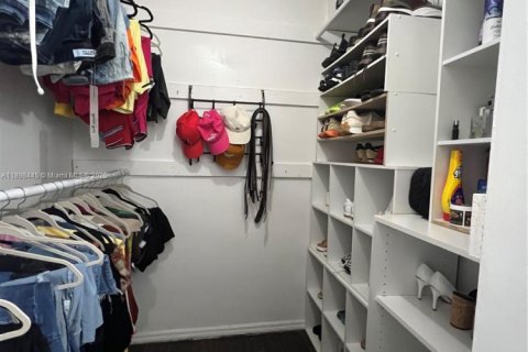 House in Sunrise, Florida 3 bedrooms, 96.99 sq.m. № 1952930 - photo 22