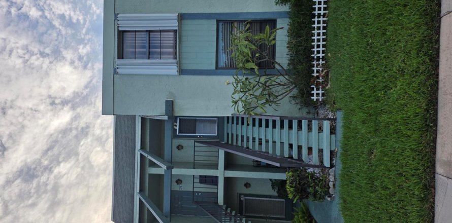 Condominio en Margate, Florida, 2 dormitorios № 2082244