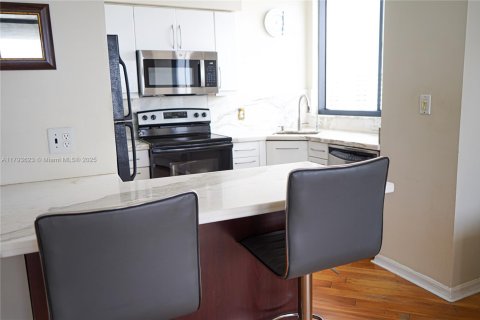 Купить кондоминиум в Майами-Бич, Флорида 2 спальни, 117.24м2, № 2014591 - фото 8