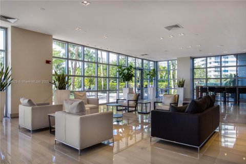 Купить кондоминиум в Майами-Бич, Флорида 2 спальни, 117.24м2, № 2014591 - фото 29