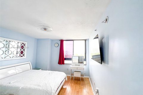 Купить кондоминиум в Майами-Бич, Флорида 2 спальни, 117.24м2, № 2014591 - фото 13