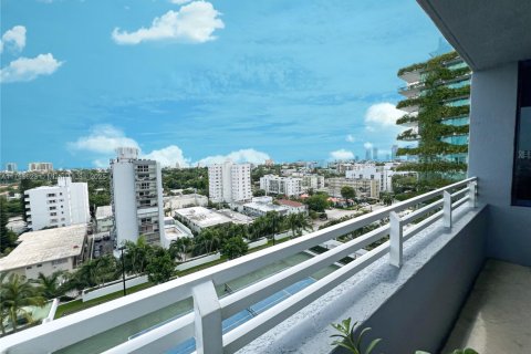 Купить кондоминиум в Майами-Бич, Флорида 2 спальни, 117.24м2, № 2014591 - фото 3