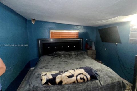 Casa en venta en Miami, Florida, 4 dormitorios, 104.61 m2 № 1938579 - foto 9