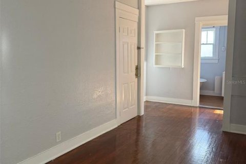 Apartment in Saint Petersburg, Florida 1 bedroom, 48.77 sq.m. № 1886854 - photo 10
