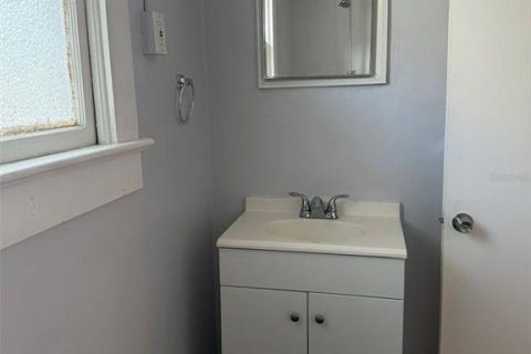 Apartment in Saint Petersburg, Florida 1 bedroom, 48.77 sq.m. № 1886854 - photo 6