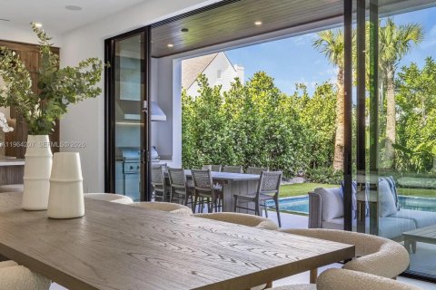 Villa ou maison à vendre à West Palm Beach, Floride: 6 chambres, 475.66 m2 № 2026655 - photo 11