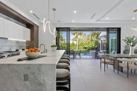 Villa ou maison à vendre à West Palm Beach, Floride: 6 chambres, 475.66 m2 № 2026655 - photo 4