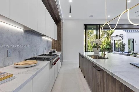 Villa ou maison à vendre à West Palm Beach, Floride: 6 chambres, 475.66 m2 № 2026655 - photo 10