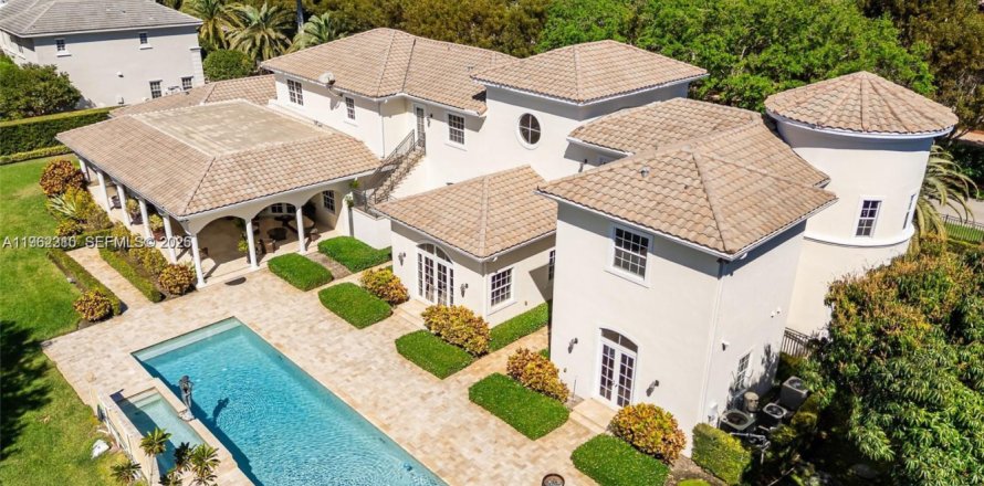 Villa ou maison à Pinecrest, Floride 8 chambres, 768.95 m2 № 2024984
