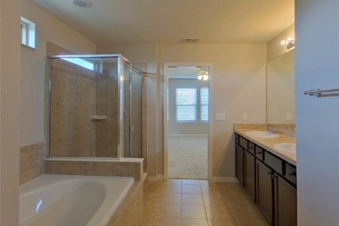 House in Ruskin, Florida 3 bedrooms, 247.12 sq.m. № 2118852 - photo 11