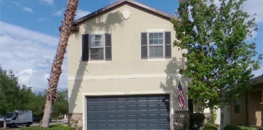 House in Ruskin, Florida 3 bedrooms, 247.12 sq.m. № 2118852