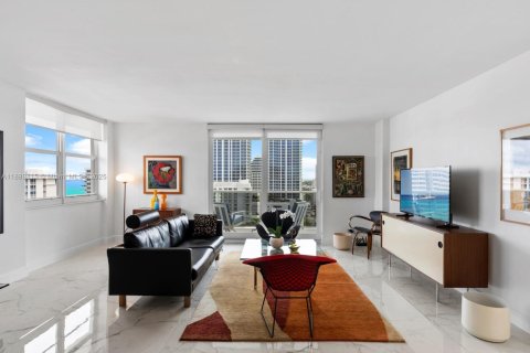 Copropriété à louer à Fort Lauderdale, Floride: 2 chambres, 131.09 m2 № 1944914 - photo 7