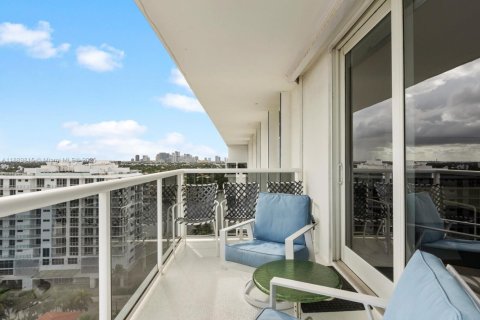 Copropriété à louer à Fort Lauderdale, Floride: 2 chambres, 131.09 m2 № 1944914 - photo 25