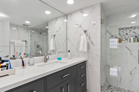 Copropriété à louer à Fort Lauderdale, Floride: 2 chambres, 131.09 m2 № 1944914 - photo 23