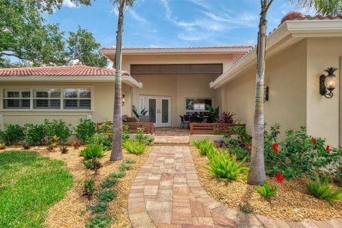 House in Sarasota, Florida 3 bedrooms, 205.96 sq.m. № 1675012 - photo 10
