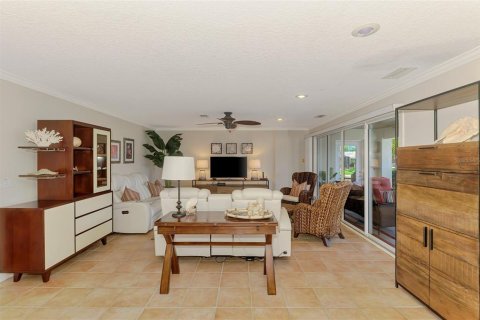 House in Sarasota, Florida 3 bedrooms, 205.96 sq.m. № 1675012 - photo 15