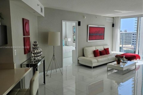 Condo in Sunny Isles Beach, Florida, 3 bedrooms  № 1703637 - photo 9