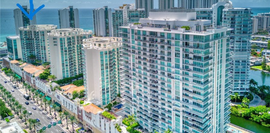 Condo in Sunny Isles Beach, Florida, 3 bedrooms  № 1703637