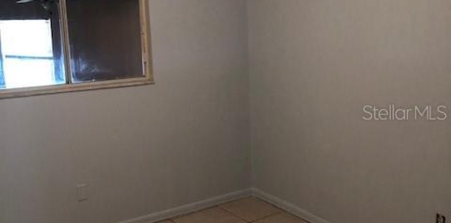 Condo in Tavares, Florida, 3 bedrooms № 1822357
