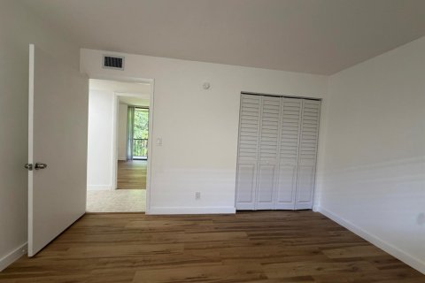Condo in Delray Beach, Florida, 2 bedrooms № 2177362 - photo 17