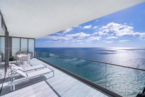 Copropriété à louer à Sunny Isles Beach, Floride: 5 chambres, 295.06 m2 № 124910 - photo 3