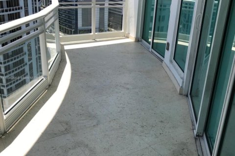Condo in Miami, Florida, 2 bedrooms  № 1953543 - photo 4
