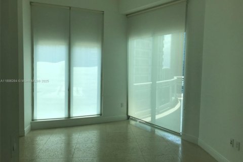 Condo in Miami, Florida, 2 bedrooms  № 1953543 - photo 21