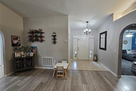 Villa ou maison à vendre à Eustis, Floride: 3 chambres, 149.39 m2 № 1569422 - photo 4