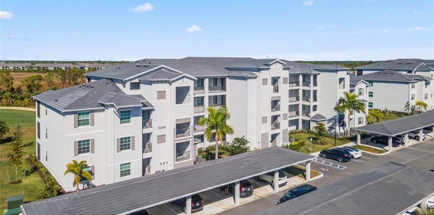 Condo in Venice, Florida, 2 bedrooms  № 2112207