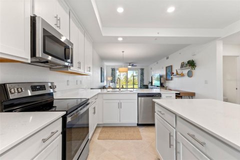 Condo in Venice, Florida, 2 bedrooms  № 2112207 - photo 17
