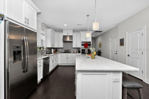 Casa en venta en Tampa, Florida, 4 dormitorios, 313.08 m2 № 1885719 - foto 4