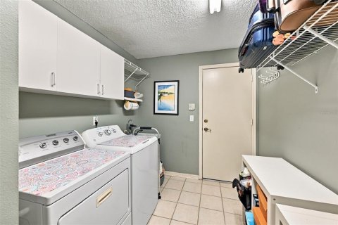 Casa en venta en Sun City Center, Florida, 3 dormitorios, 195.28 m2 № 2427570 - foto 26