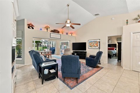 Casa en venta en Sun City Center, Florida, 3 dormitorios, 195.28 m2 № 2427570 - foto 17