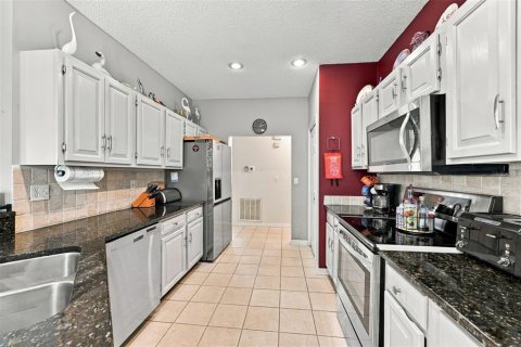 Casa en venta en Sun City Center, Florida, 3 dormitorios, 195.28 m2 № 2427570 - foto 13