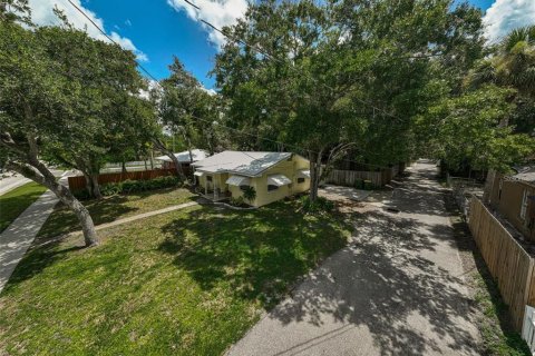 Propiedad comercial en venta en Sarasota, Florida, 5 dormitorios, 183.67 m2 № 1540709 - foto 30