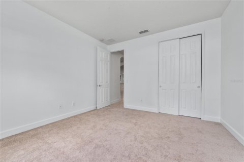 House in Orlando, Florida 3 bedrooms, 180.32 sq.m. № 1906221 - photo 22
