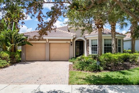 House in Orlando, Florida 3 bedrooms, 180.32 sq.m. № 1906221 - photo 2