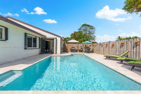 Adosado en venta en Fort Lauderdale, Florida, 3 dormitorios, 129.13 m2 № 2029765 - foto 17