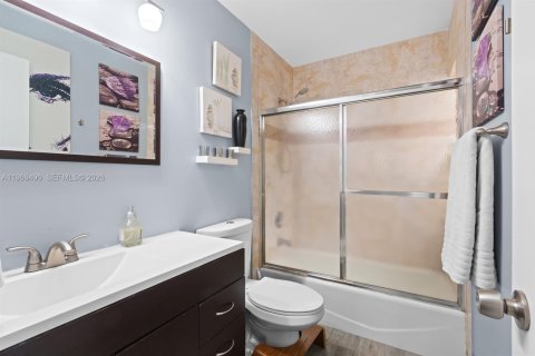 Adosado en venta en Fort Lauderdale, Florida, 3 dormitorios, 129.13 m2 № 2029765 - foto 24